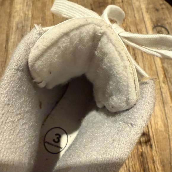 Jackson figure skates youth size 3. White- used an excellent condition. - Picture 4 of 8